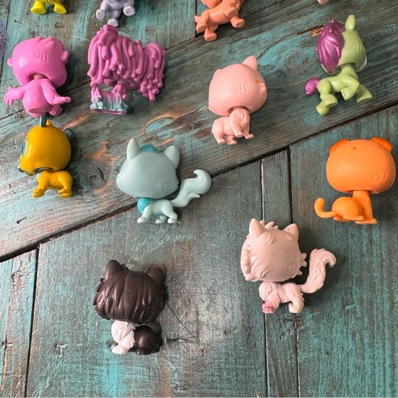 Littlest Pet Shop LPS Figures Toys Lot of 20 Figures - Picture 9 of 11